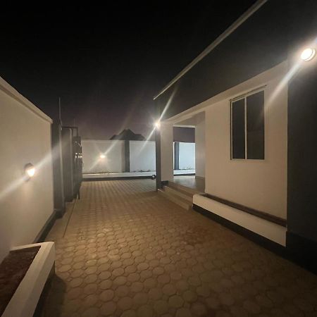 Good Homes Apartment 2 Додома Экстерьер фото